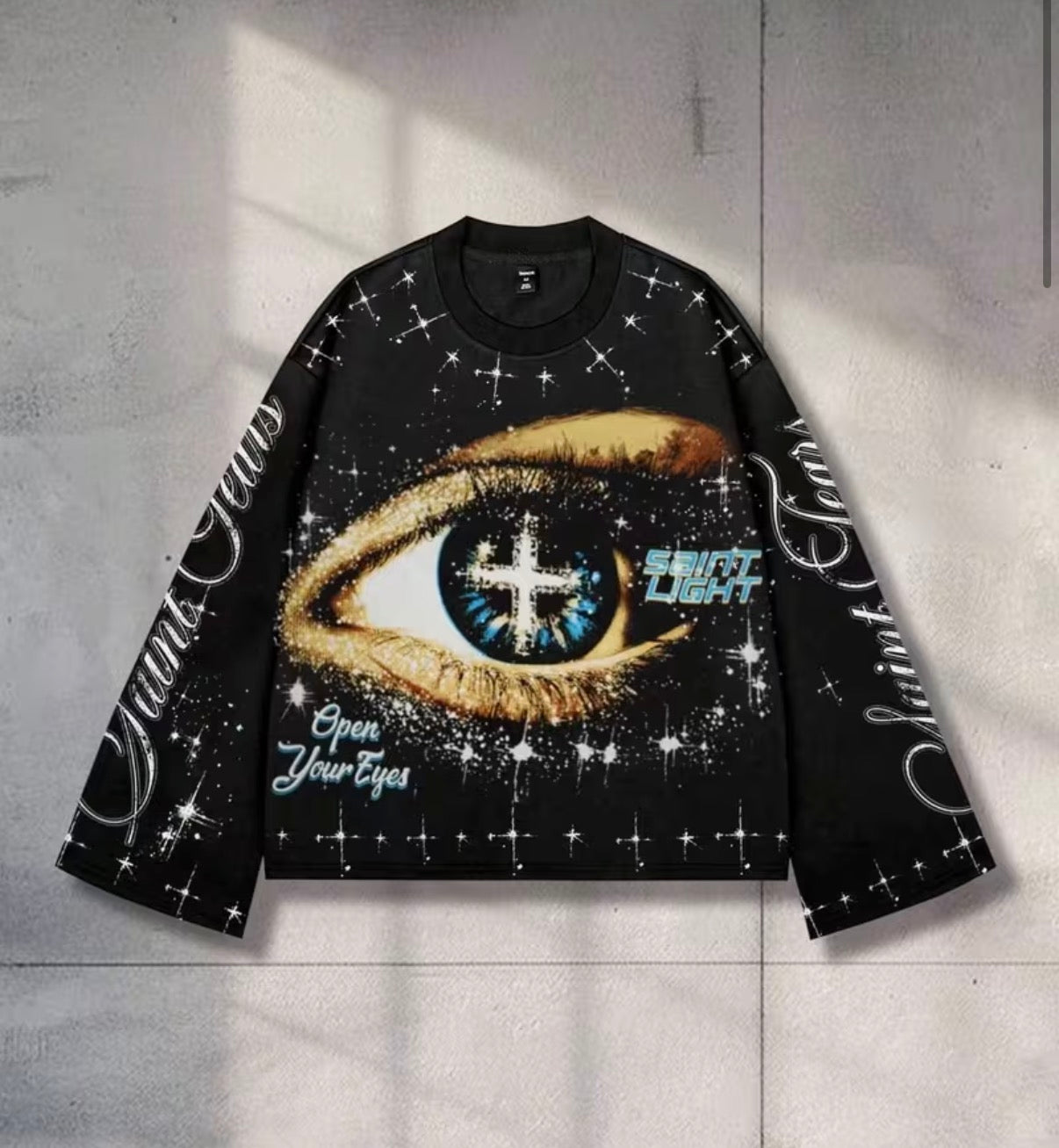 Streetwear graphic print pullover hoodie